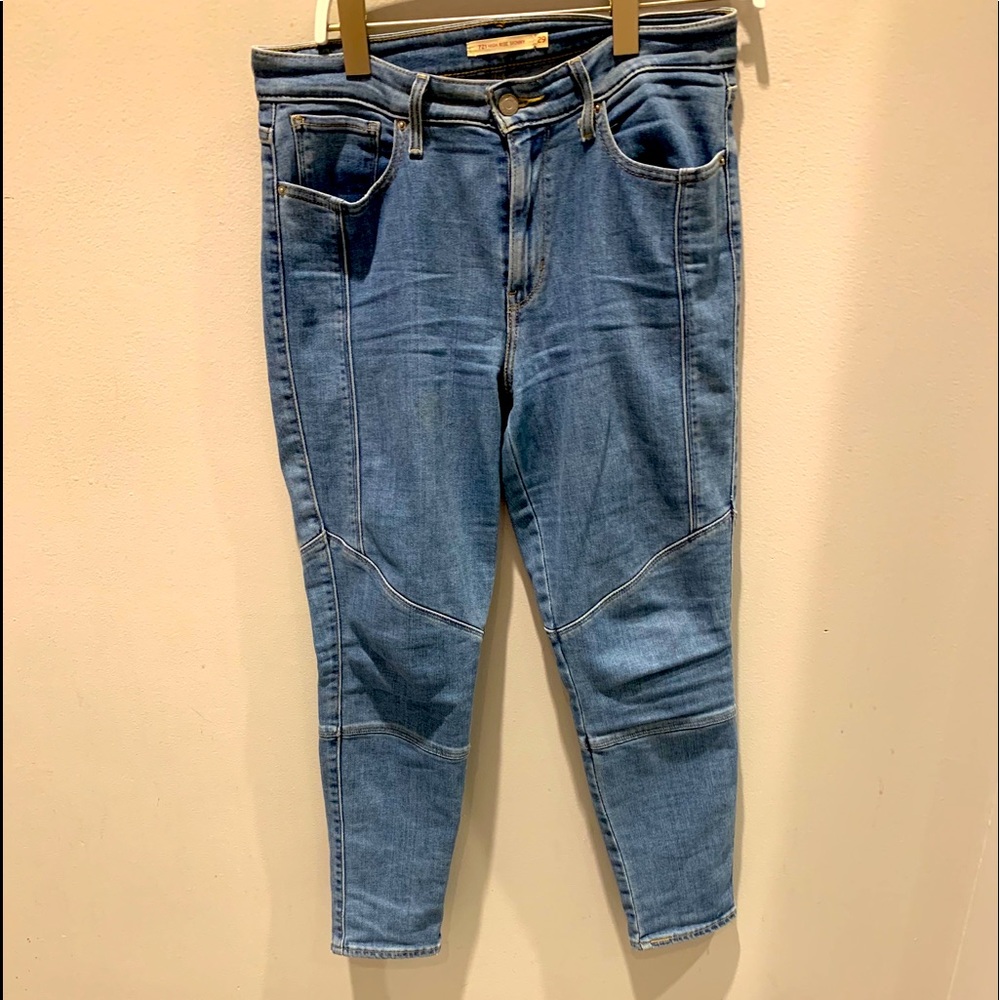 Levi’s denim high-rise